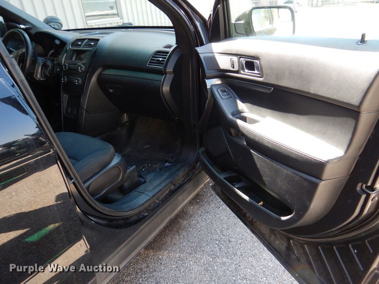 image for item IM9668 2016 Ford Explorer Police Interceptor  SUV