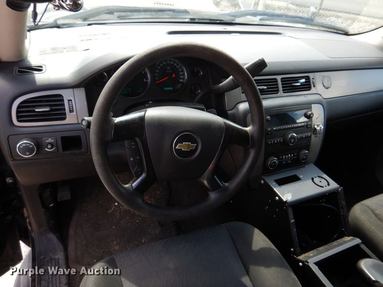 image for item IM9669 2013 Chevrolet Tahoe Police  SUV