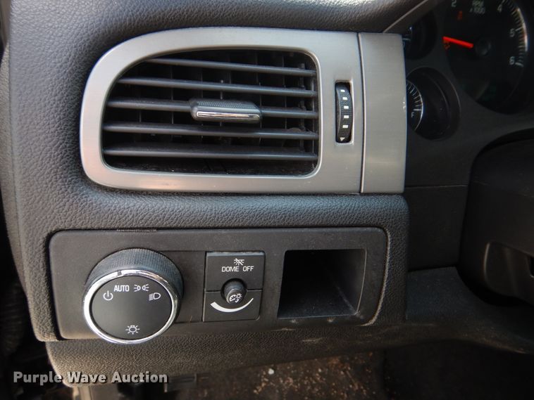 image for item IM9669 2013 Chevrolet Tahoe Police  SUV