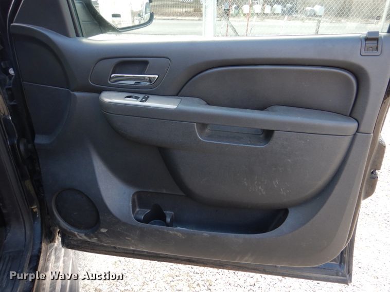 image for item IM9669 2013 Chevrolet Tahoe Police  SUV