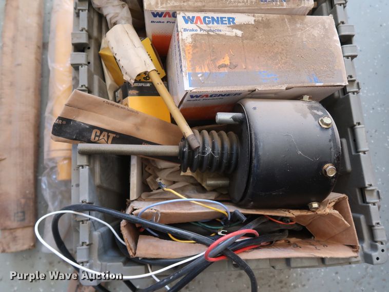 image for item IY9144 Caterpillar 950 series wheel loader parts