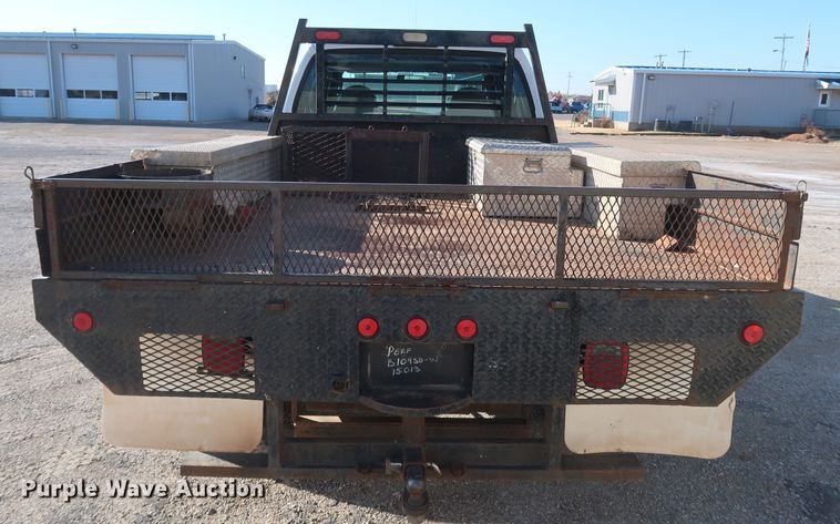 image for item IY9145 2005 Ford F450 Super Duty XL  Crew Cab flatbed truck