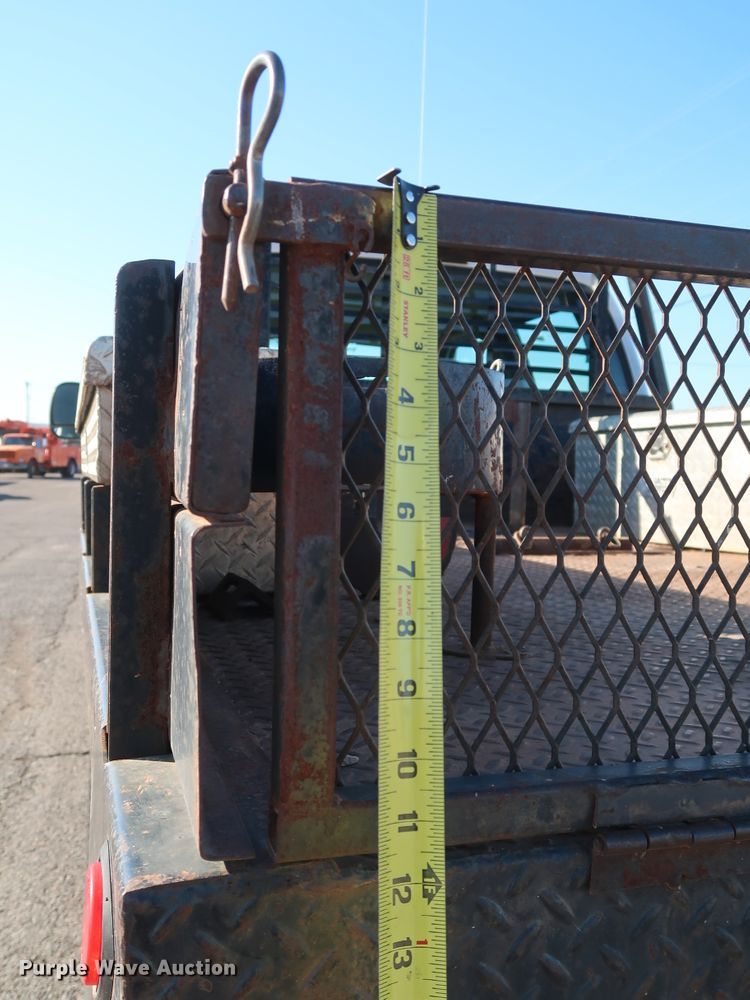 image for item IY9145 2005 Ford F450 Super Duty XL  Crew Cab flatbed truck