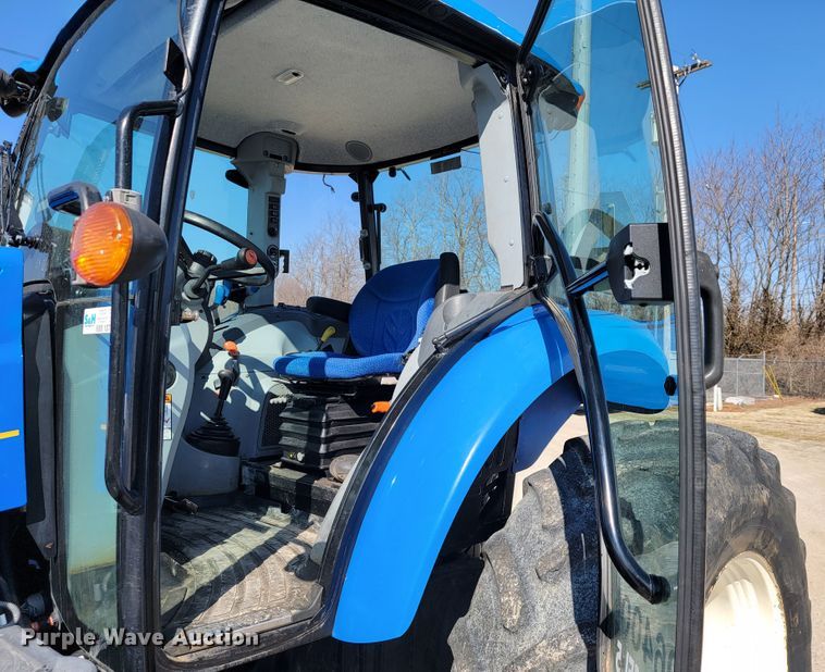 image for item JE9925 New Holland TS6.110  MFWD tractor