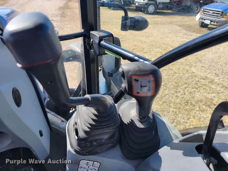 image for item JE9925 New Holland TS6.110  MFWD tractor