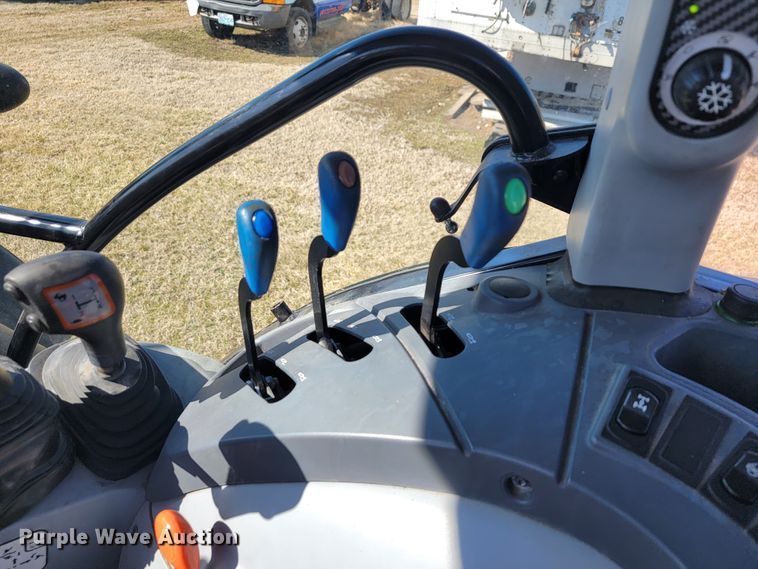 image for item JE9925 New Holland TS6.110  MFWD tractor