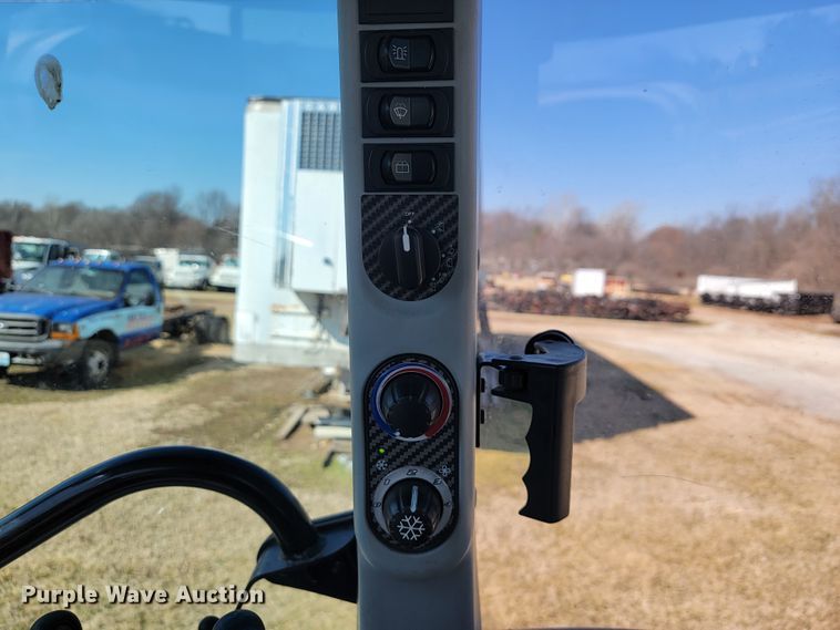 image for item JE9925 New Holland TS6.110  MFWD tractor