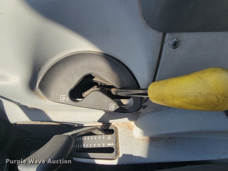 image for item JE9925 New Holland TS6.110  MFWD tractor