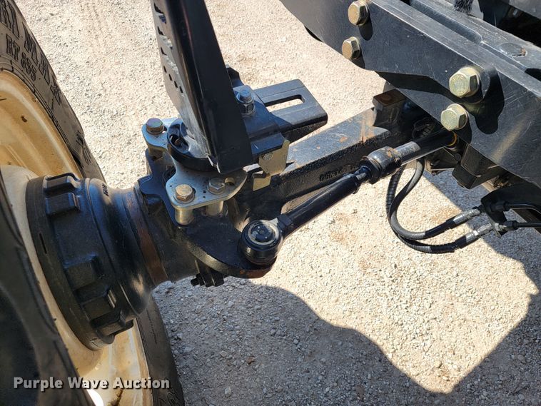 image for item JE9925 New Holland TS6.110  MFWD tractor