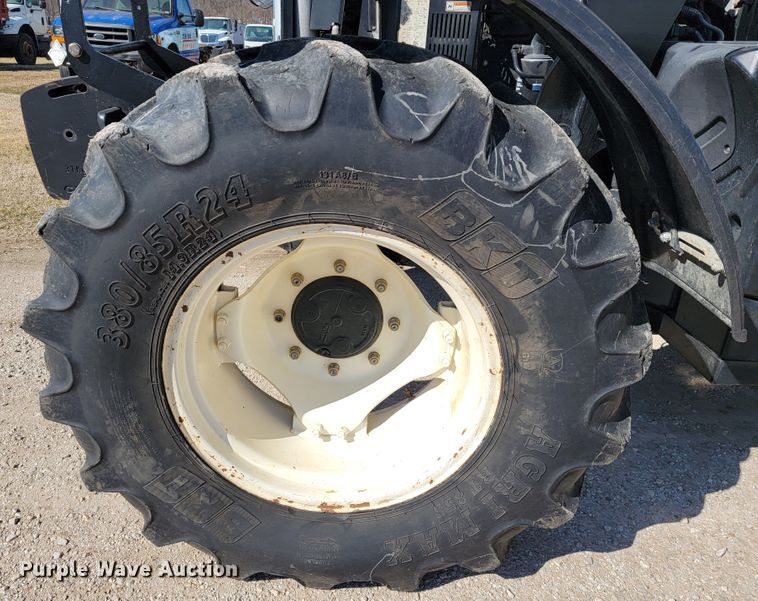 image for item JE9925 New Holland TS6.110  MFWD tractor