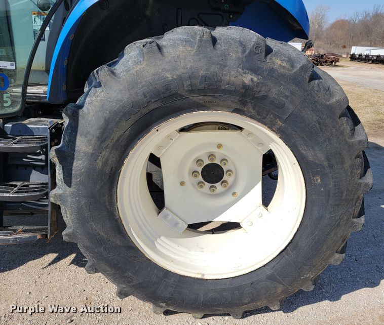 image for item JE9925 New Holland TS6.110  MFWD tractor