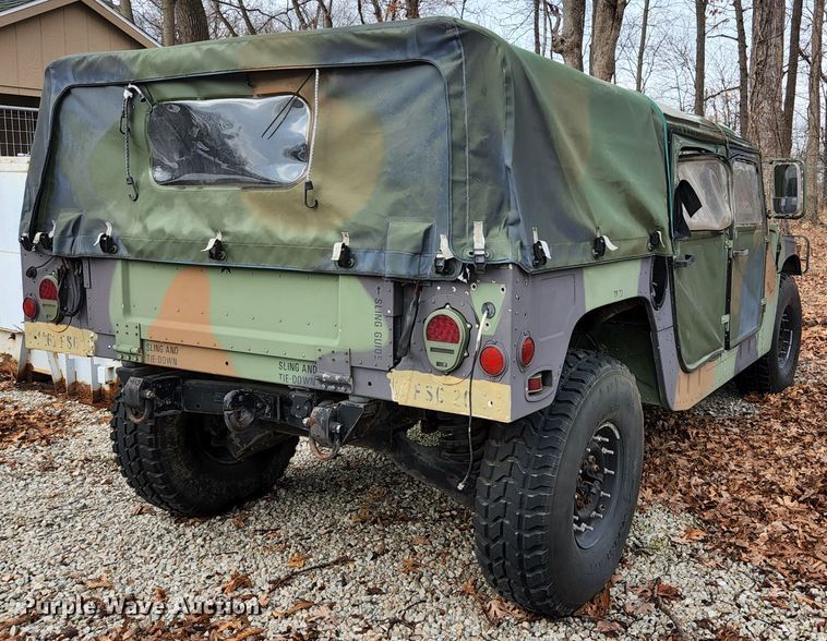 image for item JG9193 1990 Am General M998 Humvee  SUV