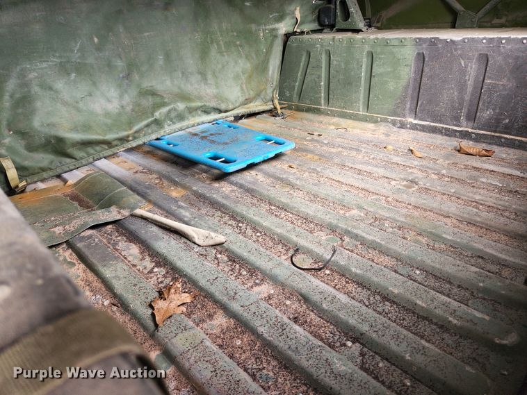 image for item JG9193 1990 Am General M998 Humvee  SUV