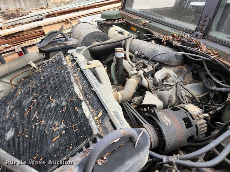 image for item JG9193 1990 Am General M998 Humvee  SUV