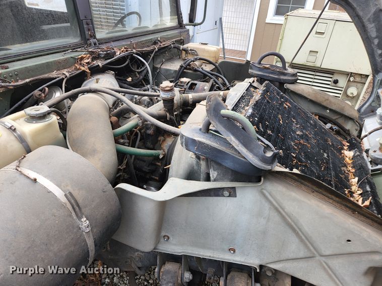 image for item JG9193 1990 Am General M998 Humvee  SUV