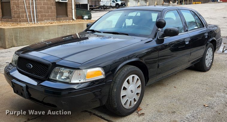 image for item JG9194 2010 Ford Crown Victoria Police Interceptor