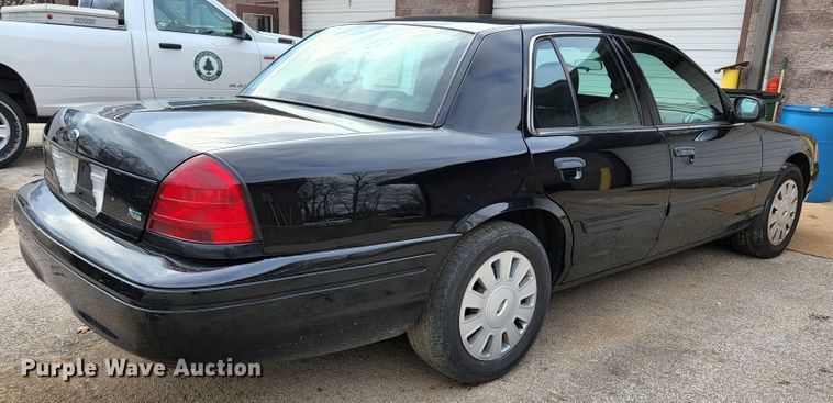 image for item JG9194 2010 Ford Crown Victoria Police Interceptor