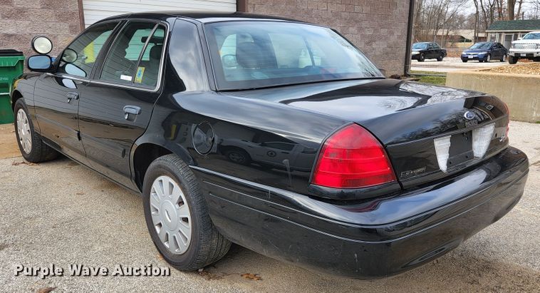 image for item JG9194 2010 Ford Crown Victoria Police Interceptor