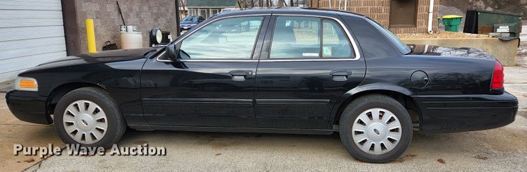 image for item JG9194 2010 Ford Crown Victoria Police Interceptor