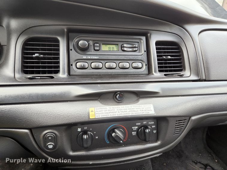 image for item JG9194 2010 Ford Crown Victoria Police Interceptor