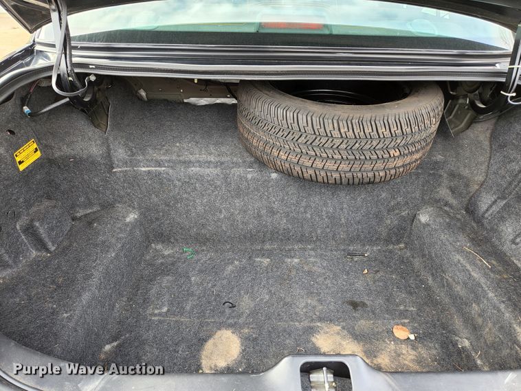 image for item JG9194 2010 Ford Crown Victoria Police Interceptor