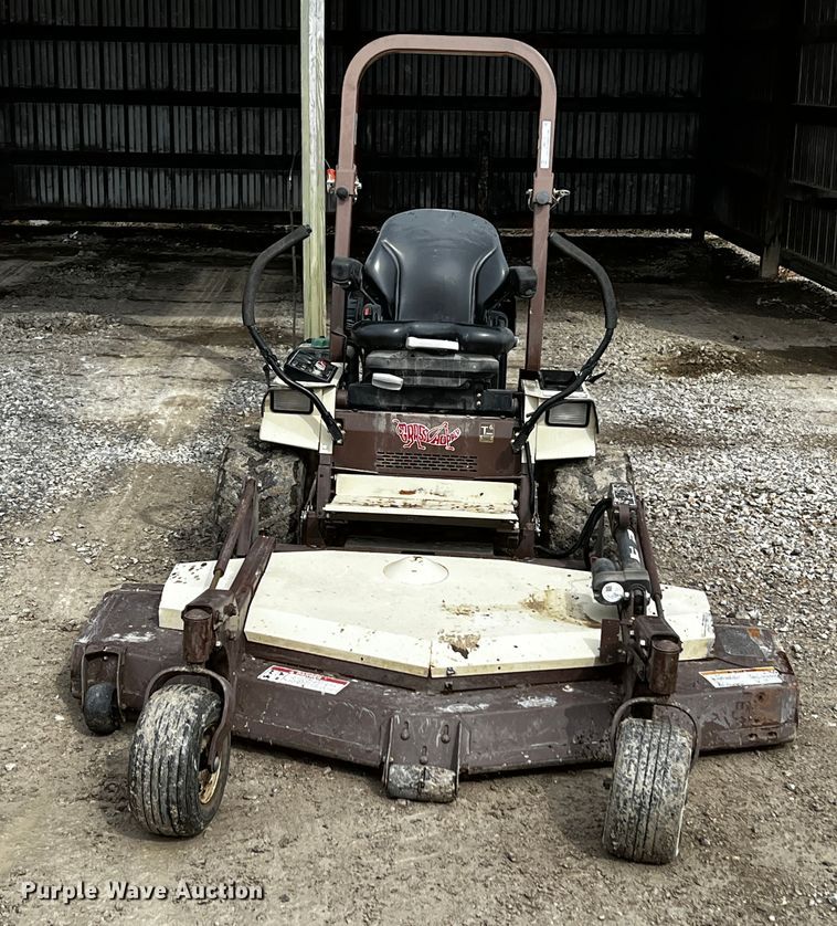 image for item JH9313 Grasshopper 725D  lawn mower