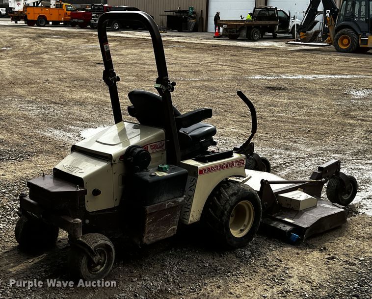 image for item JH9313 Grasshopper 725D  lawn mower