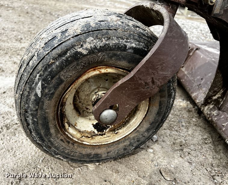 image for item JH9313 Grasshopper 725D  lawn mower