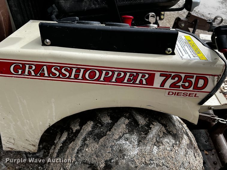 image for item JH9313 Grasshopper 725D  lawn mower