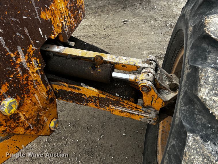 image for item JH9314 1973 John Deere 570A  motor grader