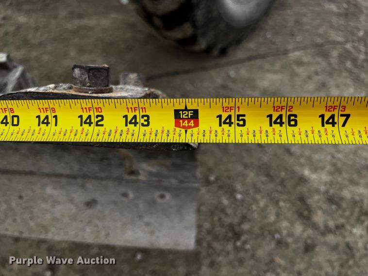 image for item JH9314 1973 John Deere 570A  motor grader