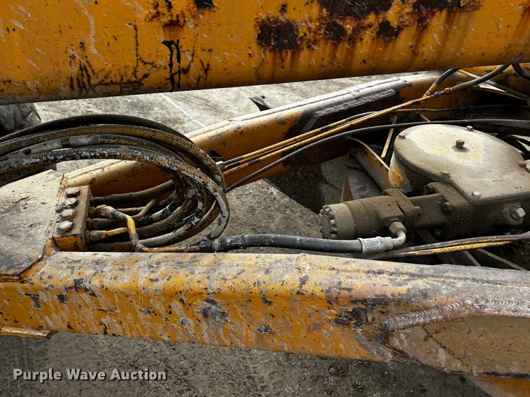 image for item JH9314 1973 John Deere 570A  motor grader