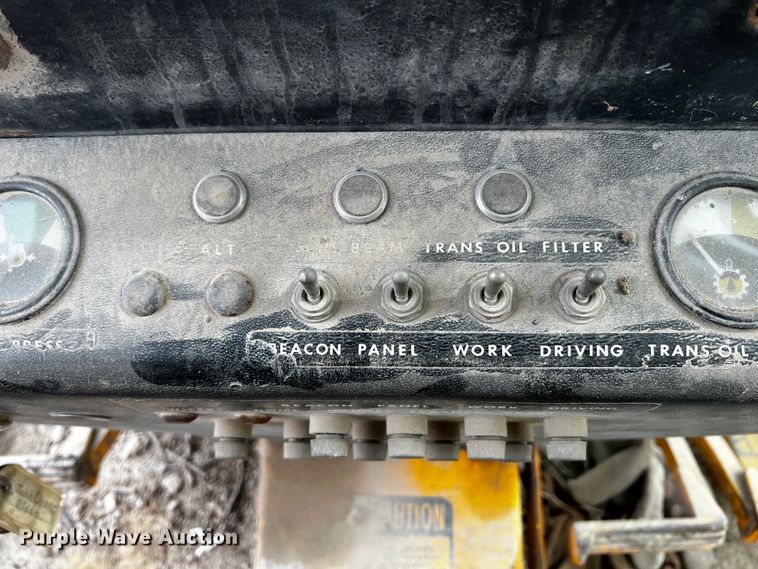 image for item JH9314 1973 John Deere 570A  motor grader