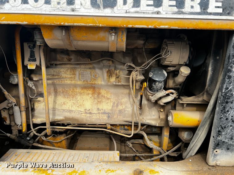 image for item JH9314 1973 John Deere 570A  motor grader