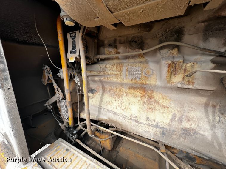 image for item JH9314 1973 John Deere 570A  motor grader