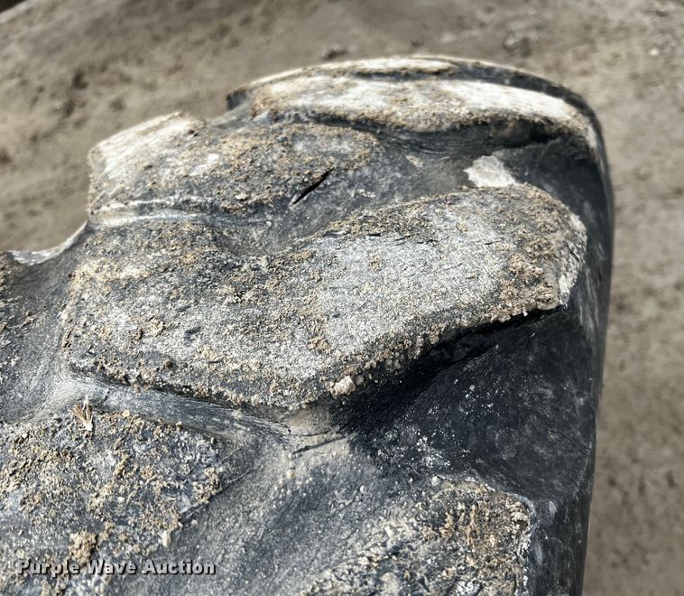 image for item JH9314 1973 John Deere 570A  motor grader