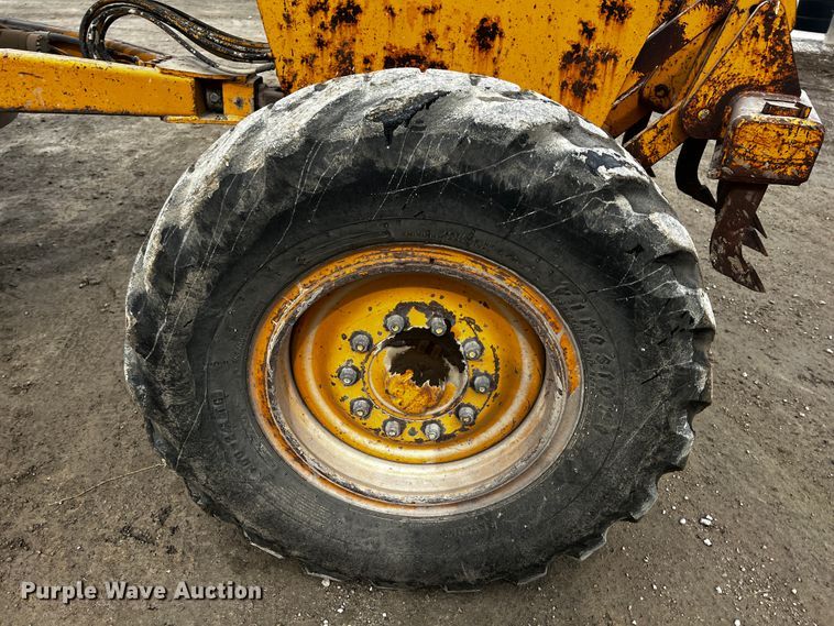 image for item JH9314 1973 John Deere 570A  motor grader