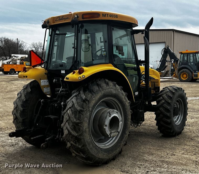 image for item JH9315 2006 Challenger MT465B  MFWD tractor