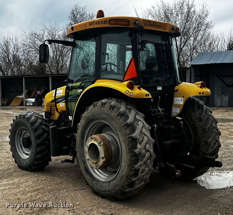 image for item JH9315 2006 Challenger MT465B  MFWD tractor