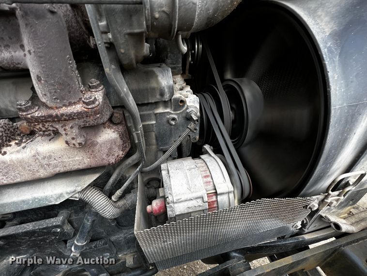 image for item JH9315 2006 Challenger MT465B  MFWD tractor