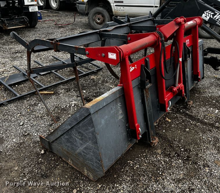 image for item JH9315 2006 Challenger MT465B  MFWD tractor