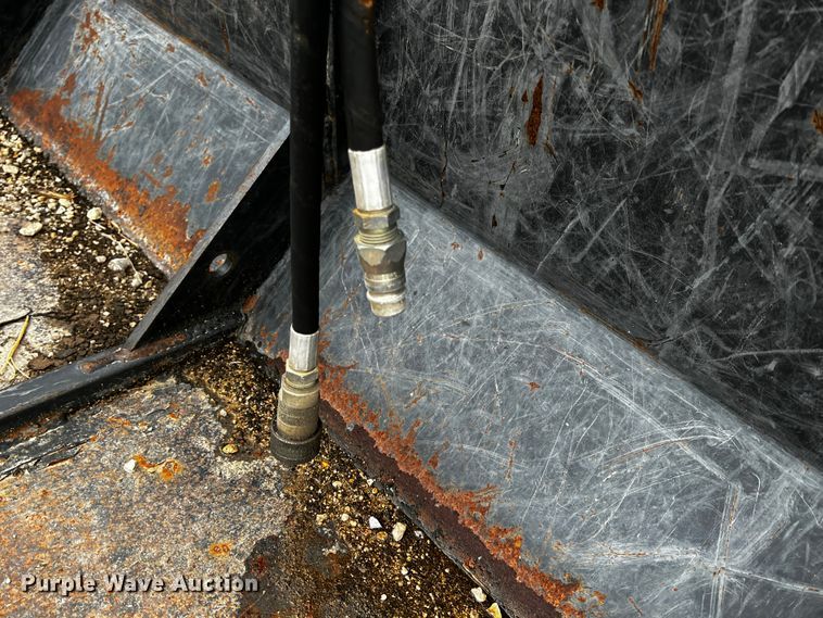 image for item JH9315 2006 Challenger MT465B  MFWD tractor