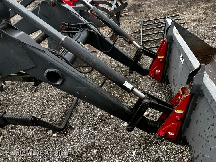 image for item JH9315 2006 Challenger MT465B  MFWD tractor