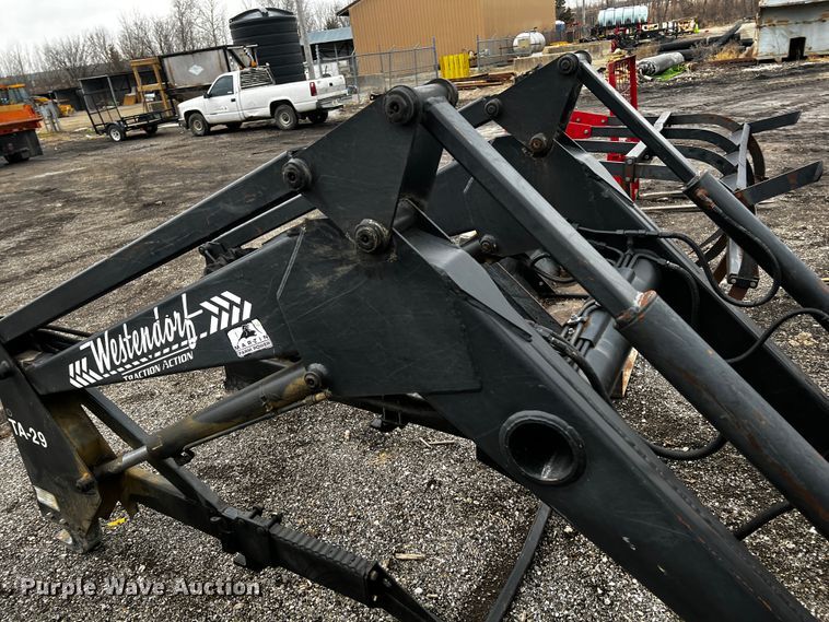 image for item JH9315 2006 Challenger MT465B  MFWD tractor