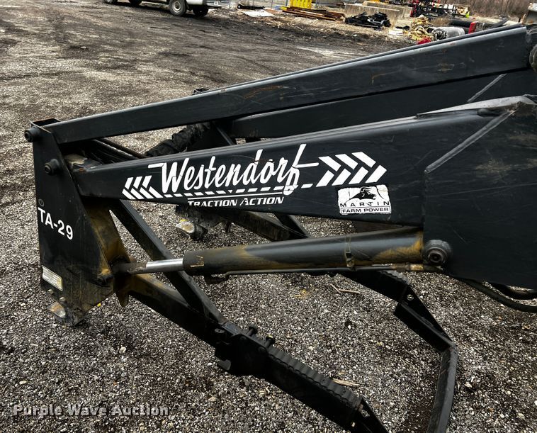 image for item JH9315 2006 Challenger MT465B  MFWD tractor