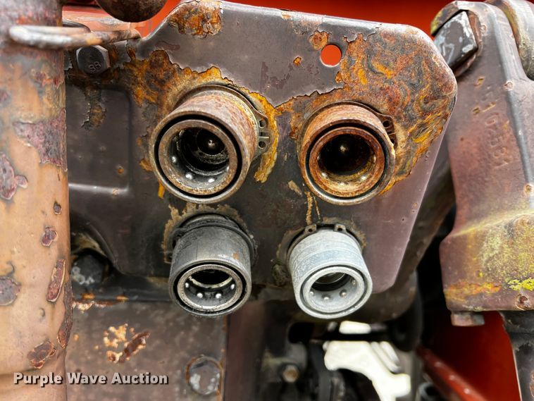 image for item JH9316 Hesston 780  tractor