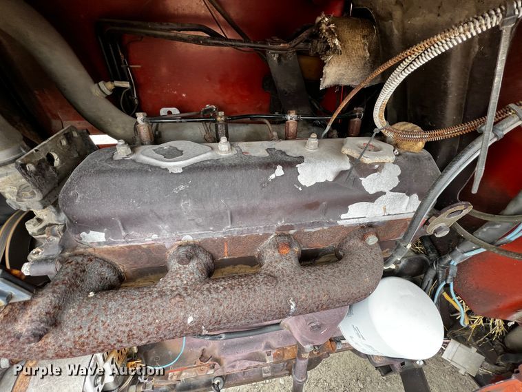 image for item JH9316 Hesston 780  tractor