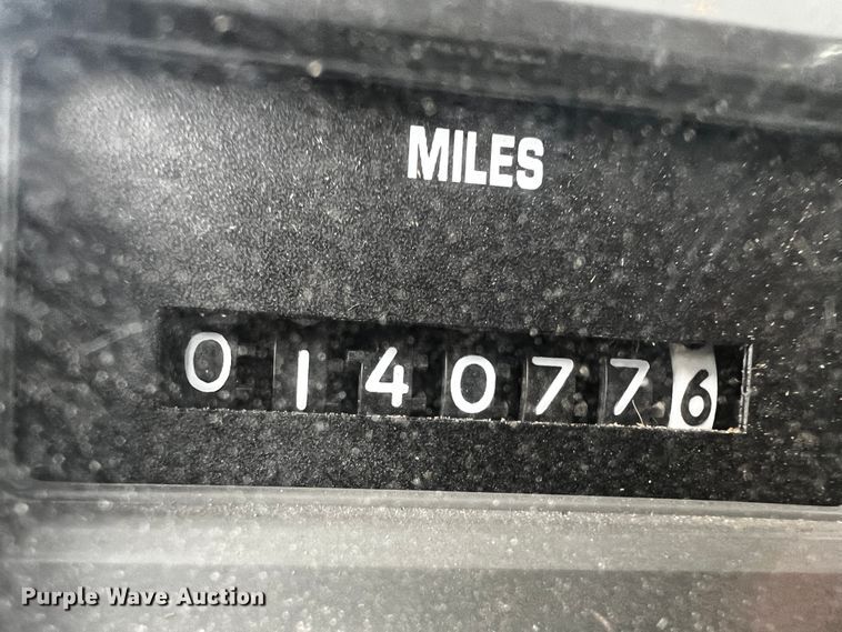 image for item JH9317 1993 International 4900  dump truck