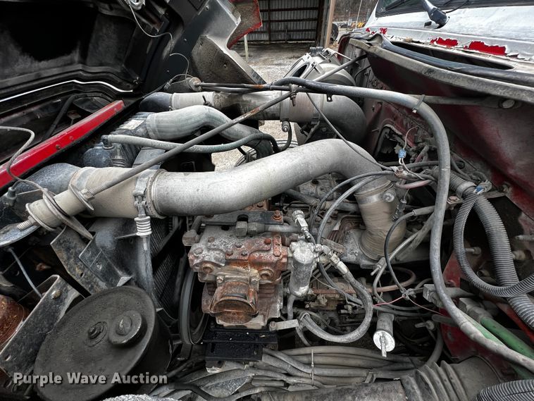 image for item JH9317 1993 International 4900  dump truck