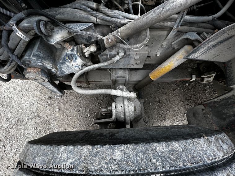 image for item JH9317 1993 International 4900  dump truck